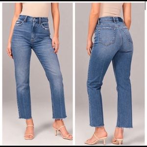 NWT Abercrombie ultra high rise ankle straight